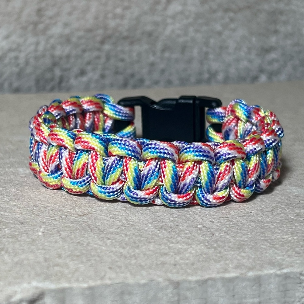Rainbow paracord bracelet